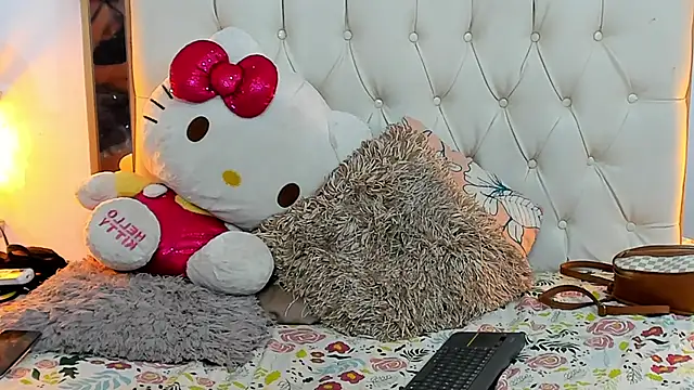 Snapshot of camila_sex_latina chatting on January 17, 2025, 6:36 am camila sex latina online show from January 17, 2025, 6:36 am