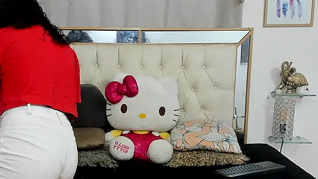 Snapshot of camila_sex_latina chatting on February 1, 2025, 2:47 am camila sex latina online show from February 1, 2025, 2:47 am