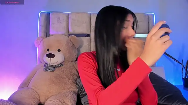 Snapshot of KarolRojas_ chatting on February 22, 2025, 3:56 am KarolRojas online show from February 22, 2025, 3:56 am