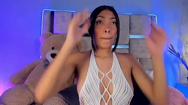 Snapshot of KarolRojas_ chatting on March 2, 2025, 3:13 am KarolRojas online show from March 2, 2025, 3:13 am