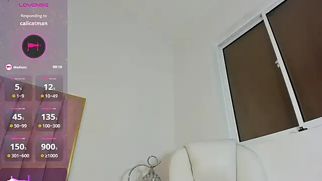 JenyWells online show from December 24, 2024, 11:55 pm
