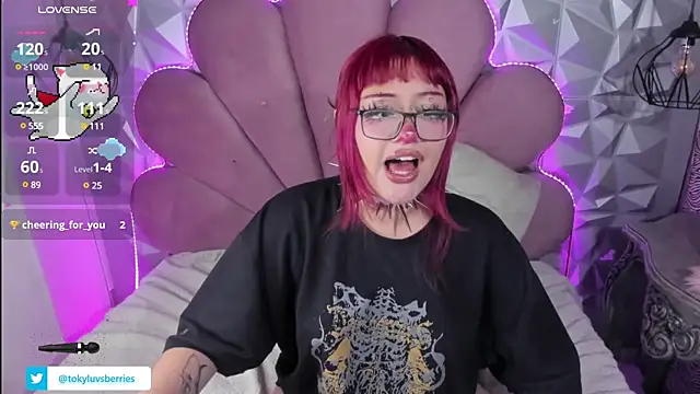 Snapshot of toky_doll chatting on January 13, 2025, 11:38 pm toky doll online show from January 13, 2025, 11:38 pm