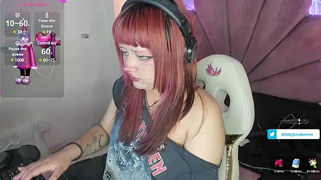 Snapshot of toky_doll chatting on February 26, 2025, 7:38 pm toky doll online show from February 26, 2025, 7:38 pm