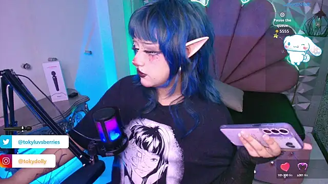 Snapshot of toky_doll chatting on September 25, 2025, 8:01 pm toky doll online show from September 25, 2025, 8:01 pm