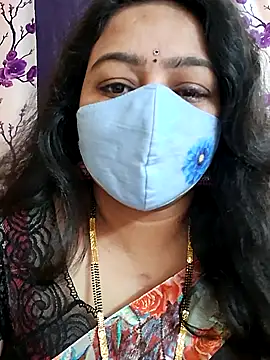 Snapshot of neelu-hoty chatting on January 6, 2025, 8:35 am neelu-hoty online show from January 6, 2025, 8:35 am