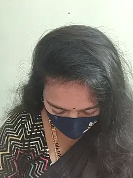 Snapshot of neelu-hoty chatting on December 5, 2025, 2:25 pm neelu-hoty online show from December 5, 2025, 2:25 pm