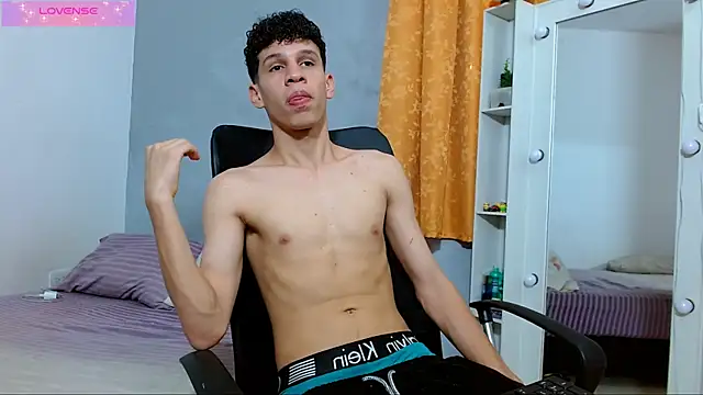 Snapshot of jeff_ross chatting on February 28, 2025, 8:07 pm jeff ross online show from February 28, 2025, 8:07 pm