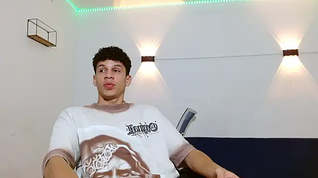 Snapshot of jeff_ross chatting on October 9, 2025, 8:45 am jeff ross online show from October 9, 2025, 8:45 am