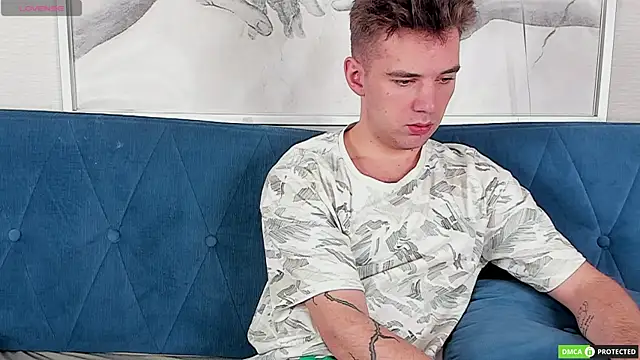 Snapshot of ArthurWhitee chatting on March 7, 2025, 3:29 am ArthurWhitee online show from March 7, 2025, 3:29 am