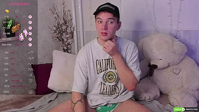 Snapshot of ArthurWhitee chatting on September 17, 2025, 8:49 am ArthurWhitee online show from September 17, 2025, 8:49 am