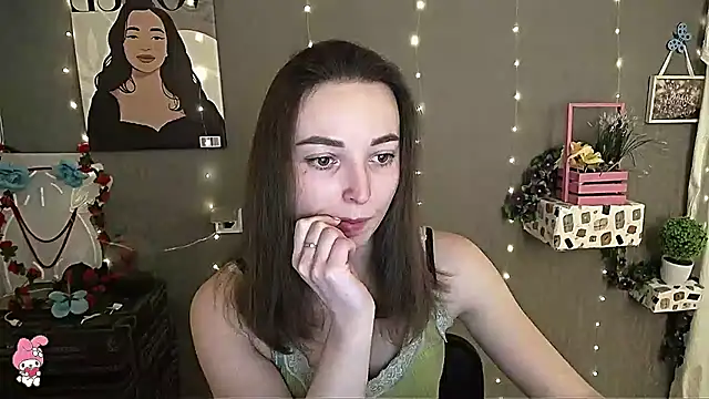 Snapshot of _Barbie_Kiss_ chatting on February 10, 2025, 1:33 pm Barbie Kiss online show from February 10, 2025, 1:33 pm