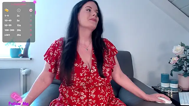 BellaBigBoobz online show from June 25, 2026, 9:03 am