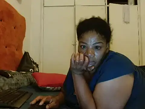 tinagiant online show from December 7, 2024, 4:47 pm