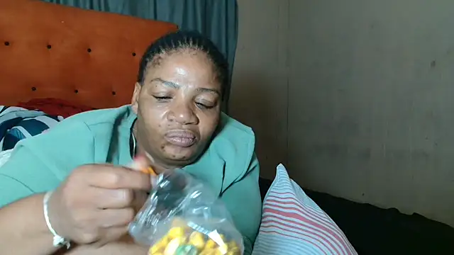 tinagiant online show from March 14, 2026, 12:06 am