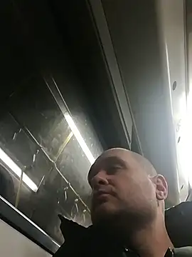 Snapshot of Eros7788 chatting on February 14, 2025, 7:23 pm Eros7788 online show from February 14, 2025, 7:23 pm