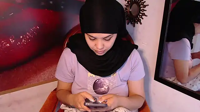 VenussTits97 online show from December 4, 2024, 10:51 pm