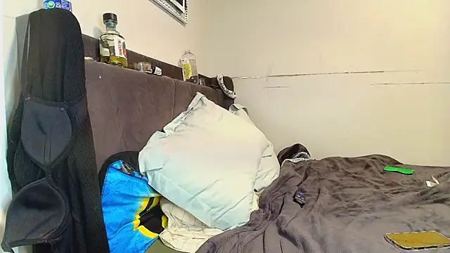 Snapshot of Naomiruty chatting on September 12, 2025, 1:49 am Naomiruty online show from September 12, 2025, 1:49 am