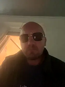 Snapshot of paul_daniel chatting on October 3, 2025, 10:07 pm paul daniel online show from October 3, 2025, 10:07 pm