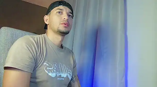 Snapshot of Jeff_Kent2 chatting on February 4, 2025, 10:21 am Jeff Kent2 online show from February 4, 2025, 10:21 am