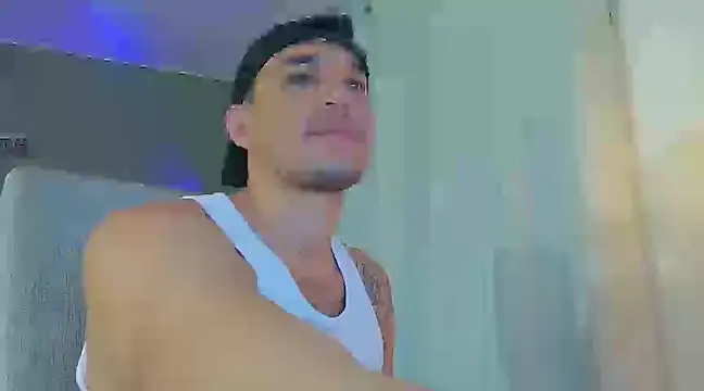 Snapshot of Jeff_Kent2 chatting on February 26, 2025, 5:09 am Jeff Kent2 online show from February 26, 2025, 5:09 am