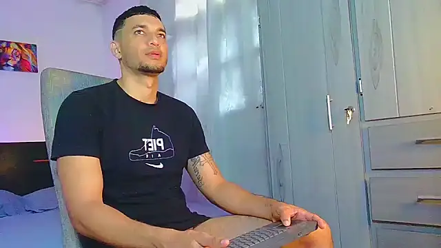 Snapshot of Jeff_Kent2 chatting on September 27, 2025, 2:22 pm Jeff Kent2 online show from September 27, 2025, 2:22 pm