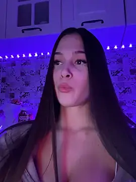 EricaWalls online show from January 14, 2025, 8:37 pm