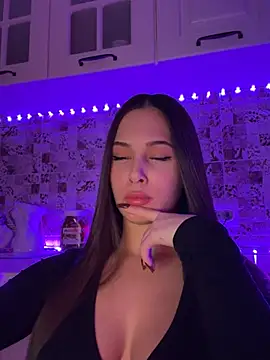 EricaWalls online show from January 31, 2025, 9:48 pm