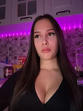 EricaWalls online show from March 6, 2025, 8:59 pm