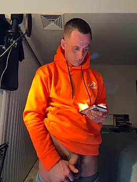 Snapshot of PeytonJohnn chatting on October 22, 2025, 4:24 am PeytonJohnn online show from October 22, 2025, 4:24 am