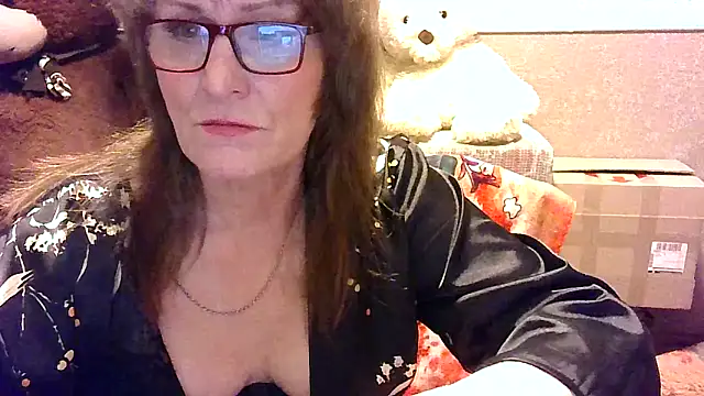 Snapshot of Manulyonok51 chatting on October 28, 2025, 6:10 pm Manulyonok51 online show from October 28, 2025, 6:10 pm