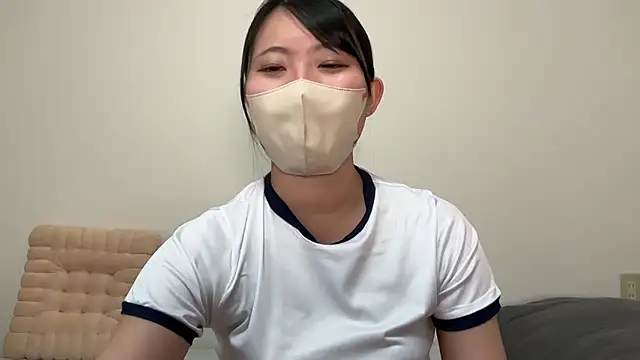 Snapshot of Mao_cute_10 chatting on April 4, 2026, 6:33 am Mao cute 10 online show from April 4, 2026, 6:33 am