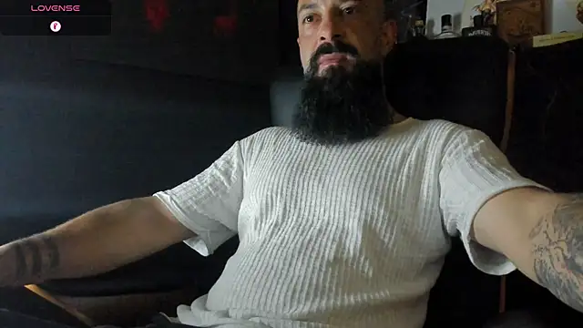 Snapshot of axxelrich_ chatting on September 25, 2025, 2:59 am axxelrich online show from September 25, 2025, 2:59 am