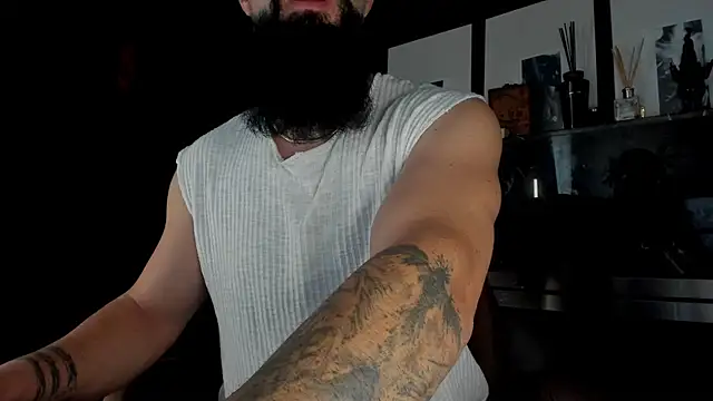 Snapshot of axxelrich_ chatting on October 12, 2025, 6:12 am axxelrich online show from October 12, 2025, 6:12 am