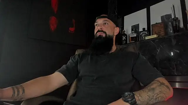 Snapshot of axxelrich_ chatting on October 25, 2025, 4:09 am axxelrich online show from October 25, 2025, 4:09 am