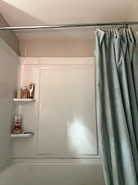 menaceswife online show from September 26, 2025, 1:48 pm