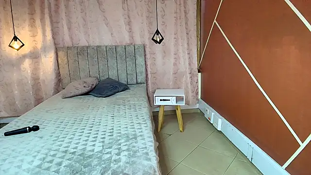 VioletaScott  online show from January 4, 2025, 12:38 pm