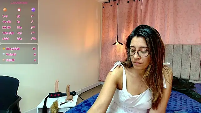 VioletaScott  online show from March 14, 2025, 4:09 pm