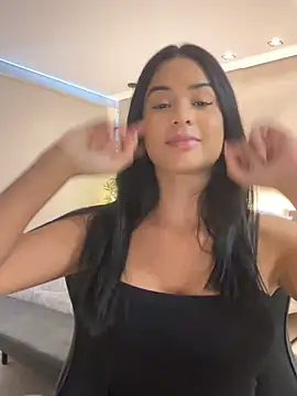 Snapshot of Laisabrazil chatting on November 17, 2025, 5:52 pm Laisabrazil online show from November 17, 2025, 5:52 pm