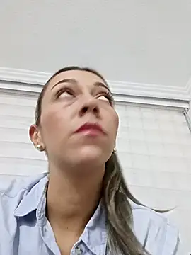 rachellboom online show from January 17, 2026, 1:43 am