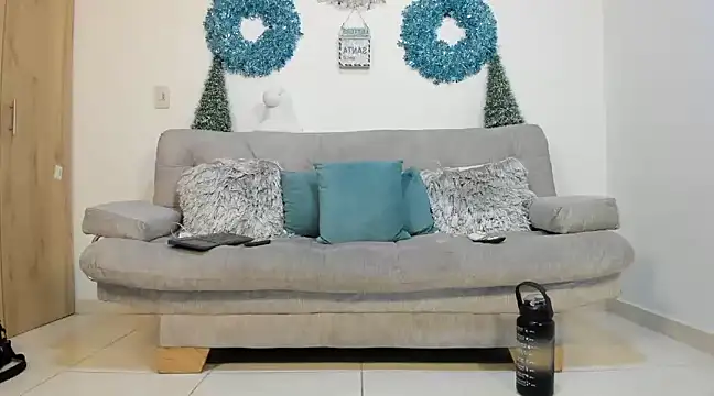 Snapshot of julian_wallace chatting on January 5, 2025, 11:12 pm julian wallace online show from January 5, 2025, 11:12 pm