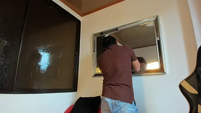 julian wallace online show from March 18, 2026, 8:23 pm