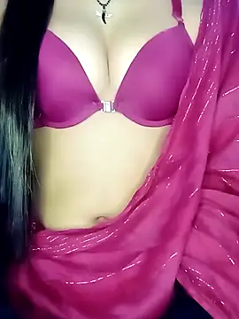 Snapshot of L_ucy1 chatting on January 28, 2025, 9:50 pm L ucy1 online show from January 28, 2025, 9:50 pm