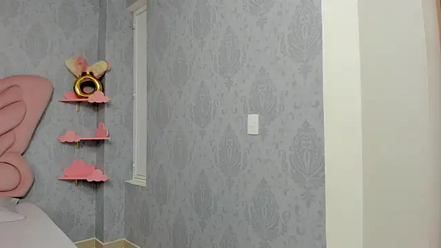 MaddyCute4u online show from February 15, 2025, 11:28 am