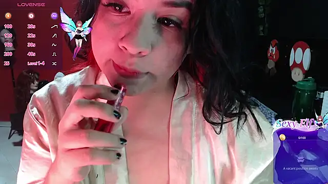 Snapshot of MaggaCass chatting on December 6, 2024, 12:34 am MaggaCass online show from December 6, 2024, 12:34 am