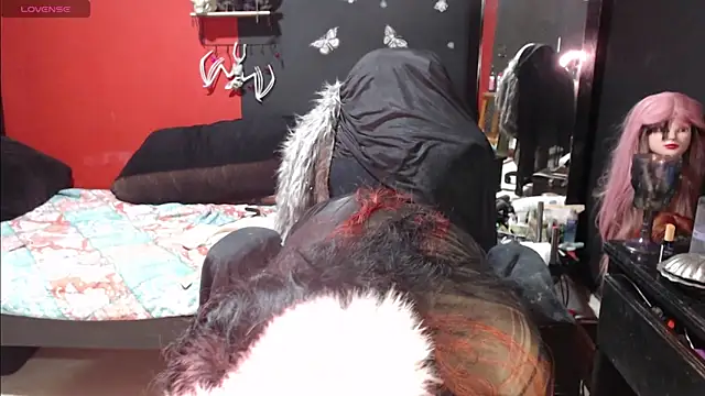 Snapshot of MaggaCass chatting on January 20, 2025, 3:15 am MaggaCass online show from January 20, 2025, 3:15 am