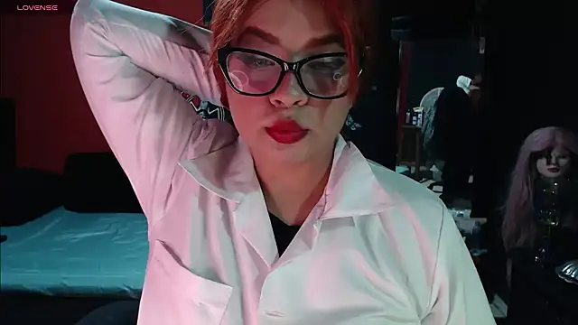 Snapshot of MaggaCass chatting on January 23, 2025, 1:41 am MaggaCass online show from January 23, 2025, 1:41 am