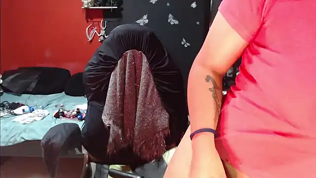 Snapshot of MaggaCass chatting on February 6, 2025, 3:27 am MaggaCass online show from February 6, 2025, 3:27 am