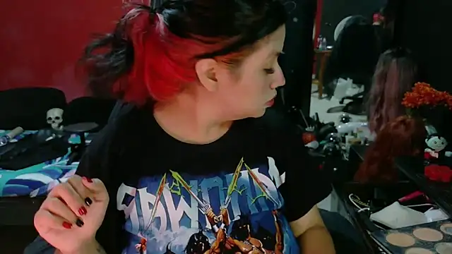 Snapshot of MaggaCass chatting on February 27, 2025, 12:43 am MaggaCass online show from February 27, 2025, 12:43 am