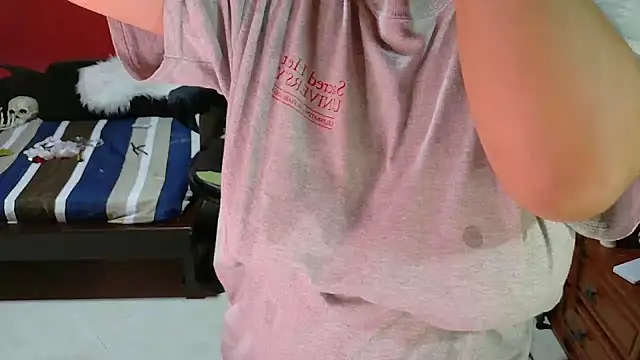 Snapshot of MaggaCass chatting on March 12, 2025, 1:25 am MaggaCass online show from March 12, 2025, 1:25 am