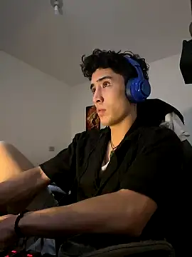 gojo satoru 18 online show from December 5, 2025, 8:38 pm